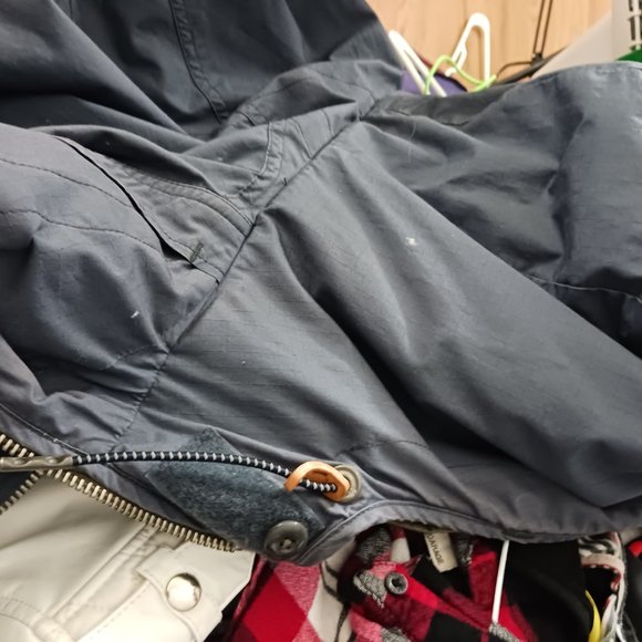 great windbreaker like new feel comfy great qualitey fabric - Picture 6 of 11